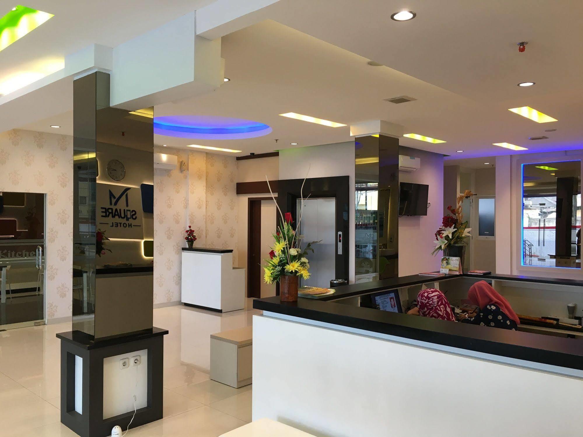 Msquare Palembang Hotel Exterior foto