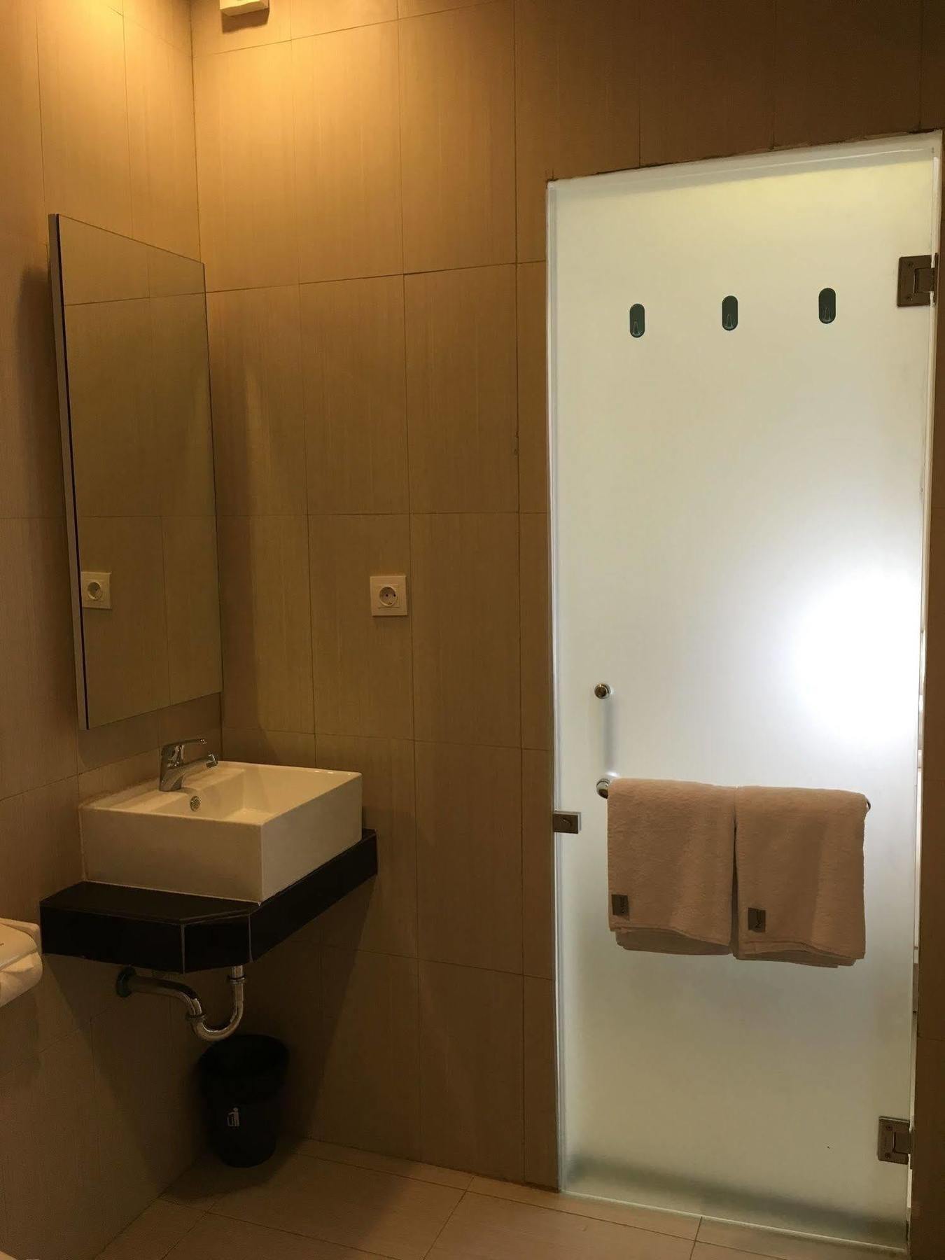 Msquare Palembang Hotel Exterior foto